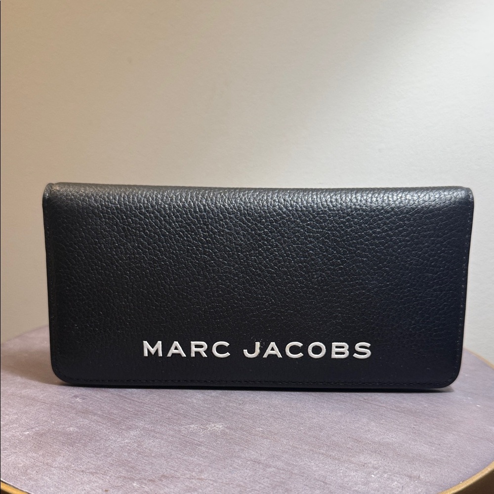 Marc Jacobs The Bold Open Face Wallet